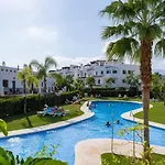 Sunset Golf - Pool And Nearby Appartamento *